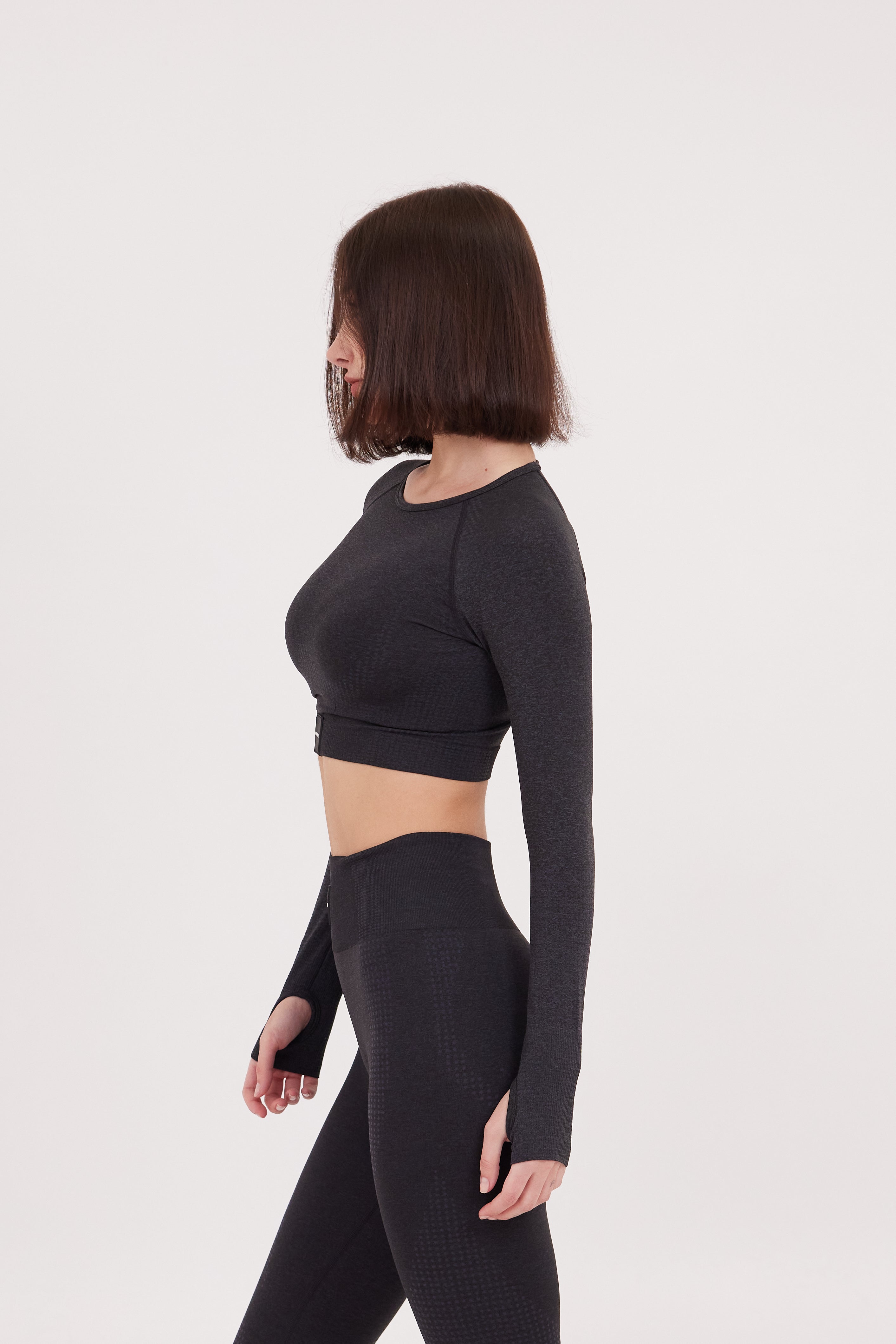 AirFit  Contour Long Sleeve Crop Top